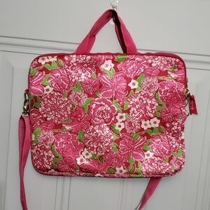 LILLY PULITZER | PINK AND GREEN FLORAL TROPICAL FLORALS LAPTOP CASE